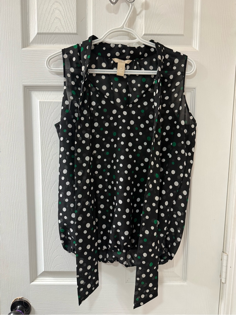 Banana Republic Black Polka Dot Sleeveless Blouse with Tie Neck – Size M - Picture 2 of 5